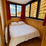 Eskival Skis Aux Pieds Daire Val Thorens