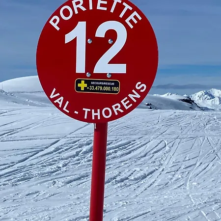 Eskival Skis Aux Pieds Lägenhet Val Thorens